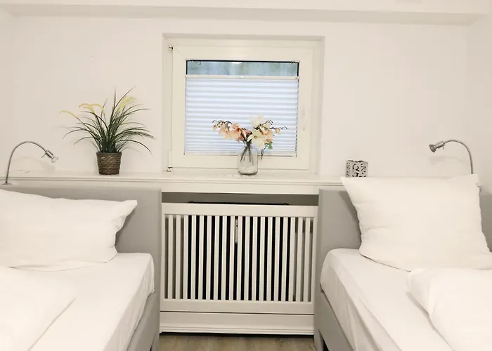 -Zimmer-Appartement Ueber 2 Etagen In Wenningstedt In Ruhiger Lage